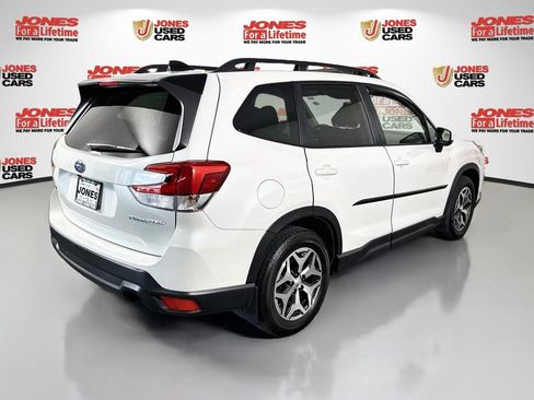 Certified 2024 Subaru Forester Premium AWD/4WD image 17