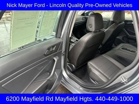 Used 2023 Volkswagen Jetta SE image 18