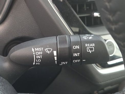 Used 2024 Toyota Corolla Cross XLE w/ Convenience Package image 44