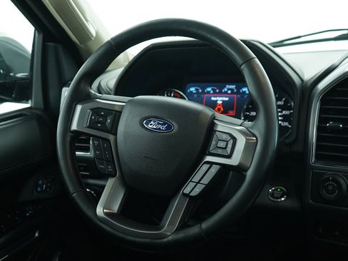Used 2021 Ford Expedition Platinum image 16
