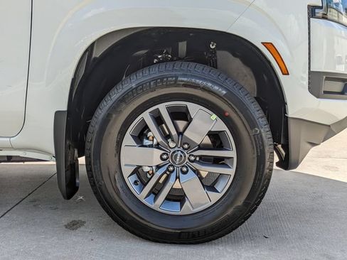 New 2026 Nissan Frontier SV w/ All-Weather Content Package AWD/4WD image 12
