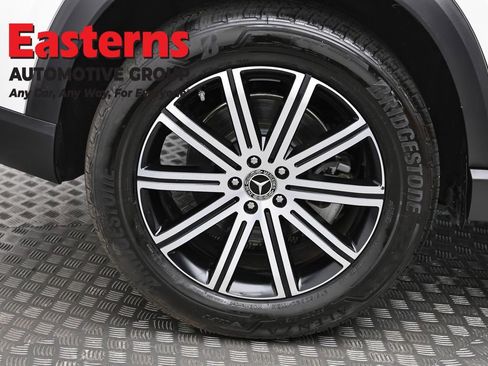 Used 2025 Mercedes-Benz GLE 450e 4MATIC image 30