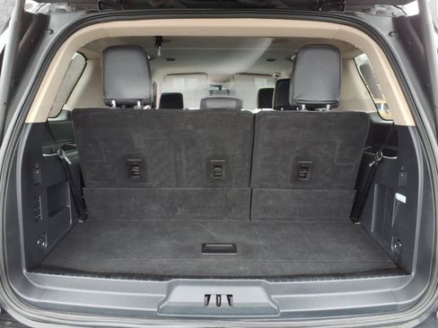 Used 2024 Ford Expedition XLT AWD/4WD image 13