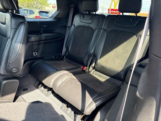 Used 2023 Jeep Grand Cherokee L Laredo AWD/4WD image 19