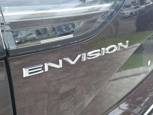 Used 2022 Buick Envision Avenir w/ Technology Package II FWD image 8