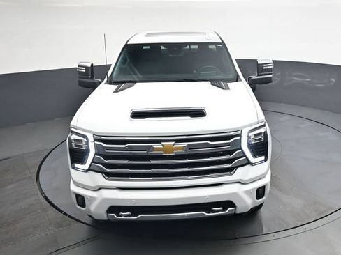 Used 2024 Chevrolet Silverado 2500 High Country w/ High Country Premium Package AWD/4WD image 29