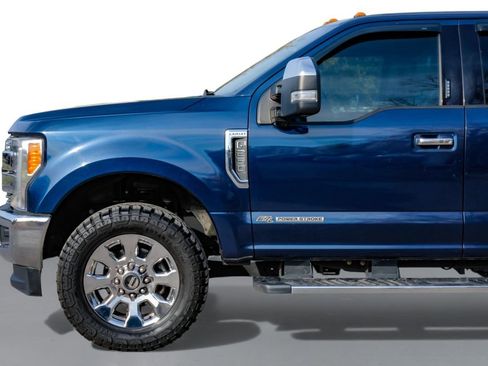 Used 2019 Ford F250 Lariat w/ Lariat Ultimate Package image 10