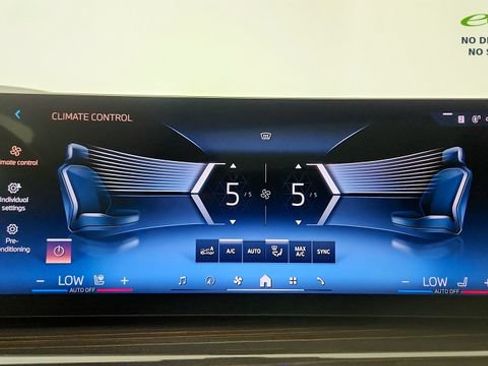 Used 2026 BMW X7 xDrive40i AWD/4WD image 68