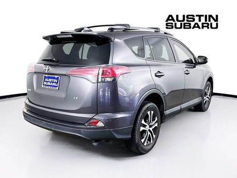 Used 2017 Toyota RAV4 LE FWD image 7