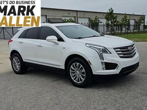 Used 2019 Cadillac XT5 Luxury AWD/4WD image 2