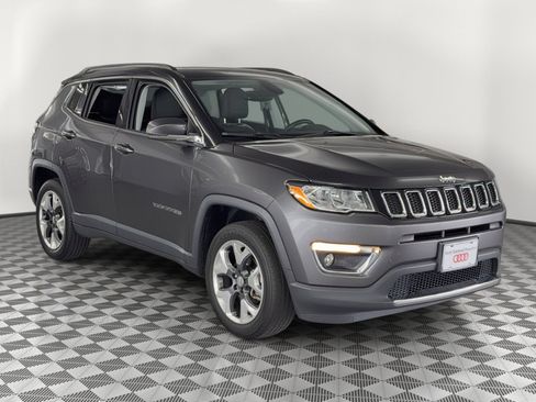 Used 2018 Jeep Compass Limited w/ Navigation Group AWD/4WD image 7