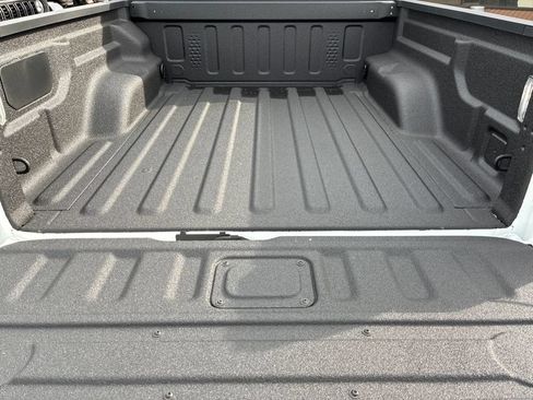 New 2026 Jeep Gladiator Sport AWD/4WD image 24