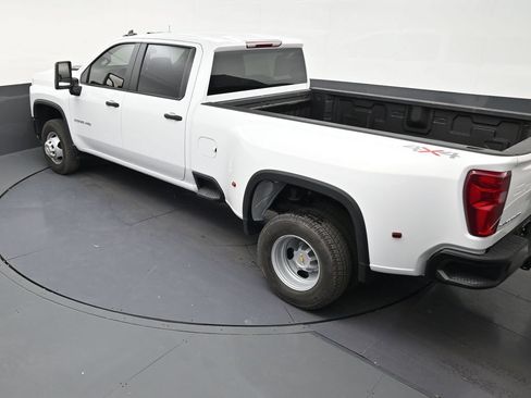 Used 2026 Chevrolet Silverado 3500 W/T AWD/4WD image 13