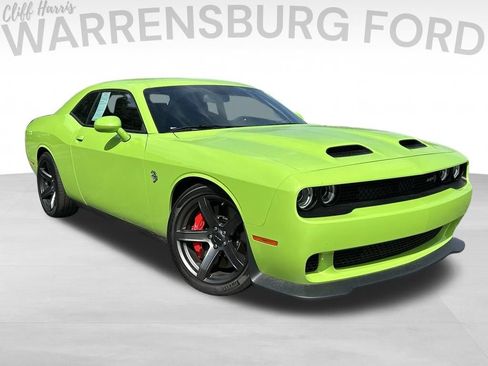 Used 2023 Dodge Challenger SRT Hellcat RWD image 1