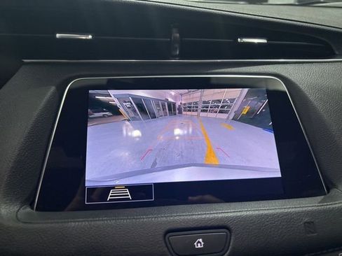 Used 2020 Cadillac XT4 Premium Luxury image 25