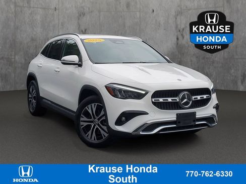 Used 2025 Mercedes-Benz GLA 250 4MATIC image 1