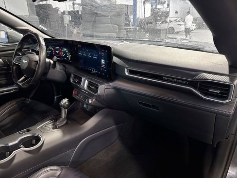 Used 2025 Ford Mustang Premium image 25