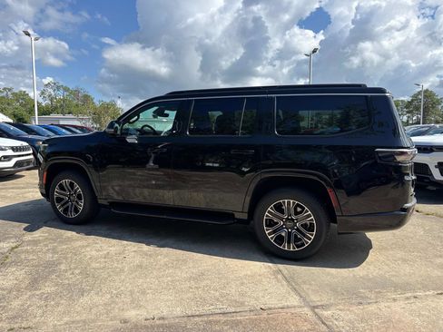New 2026 Jeep Grand Wagoneer 2WD image 5