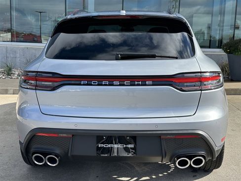 New 2026 Porsche Macan image 6