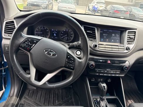Used 2018 Hyundai Tucson Value AWD/4WD image 13