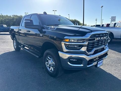 New 2027 RAM 2500 Tradesman AWD/4WD image 7