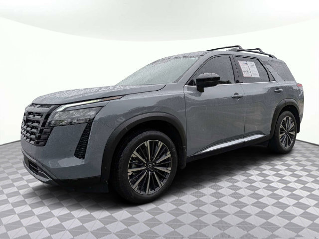 Used 2026 Nissan Pathfinder Platinum w/ Cargo Package FWD image 8