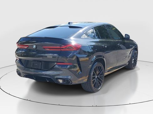 Used 2025 BMW X6 xDrive40i w/ Premium Package image 7
