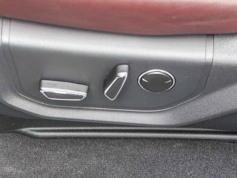 Used 2024 Ford Expedition Limited RWD image 22