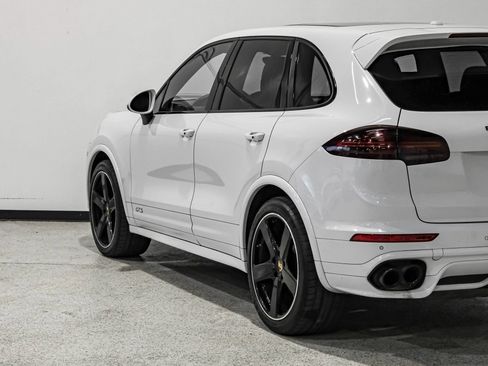 Used 2016 Porsche Cayenne GTS image 12
