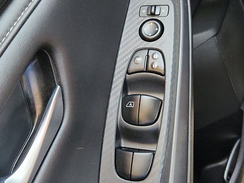 Used 2024 Nissan Sentra SV FWD image 17