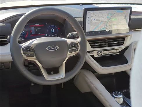 New 2026 Ford Explorer Active image 18