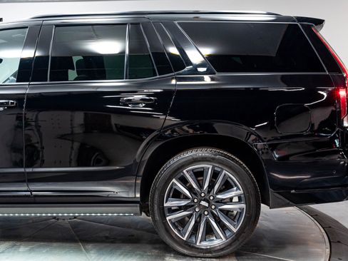 Used 2024 Cadillac Escalade Sport Platinum AWD/4WD image 45
