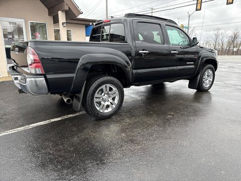 Used 2013 Toyota Tacoma 4WD Double Cab V6 AT Limited ( w/ Limited Pkg image 5