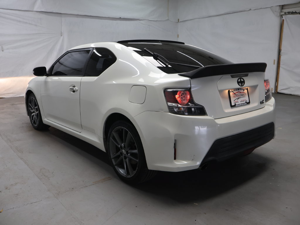 Used 2016 Scion tC FWD image 5