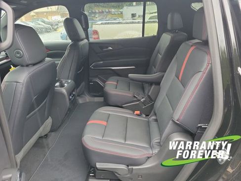 New 2026 Chevrolet Traverse RS image 15