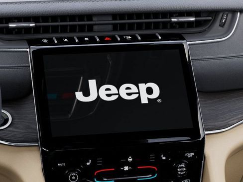 New 2025 Jeep Grand Cherokee Limited w/ Black Appearance Package AWD/4WD image 19