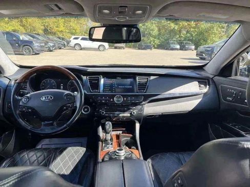 Used 2016 Kia K900 Luxury w/ VIP Plus Package image 25