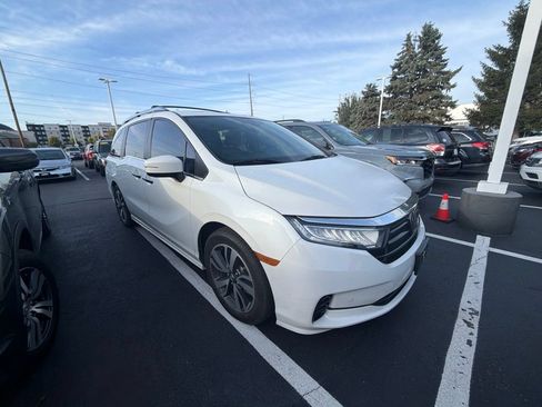 Used 2021 Honda Odyssey Touring image 4