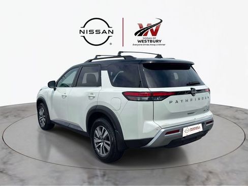 Certified 2022 Nissan Pathfinder SL AWD/4WD image 6