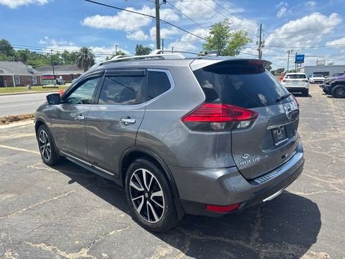 Used 2017 Nissan Rogue SL w/ SL Premium Package FWD image 5