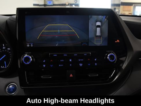 Used 2020 Toyota Highlander Limited AWD/4WD image 22