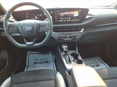 Used 2024 Buick Envista Preferred w/ Advanced Safety Package FWD image 9
