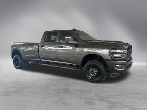 Used 2025 RAM 3500 Tradesman AWD/4WD image 2