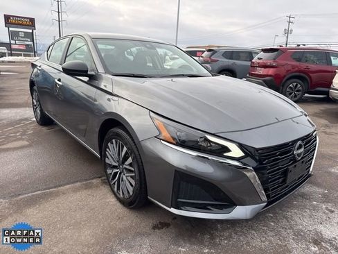 Certified 2024 Nissan Altima 2.5 SV image 3