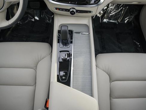 New 2026 Volvo V60 B5 Cross Country Plus w/ Protection Package Premier image 24