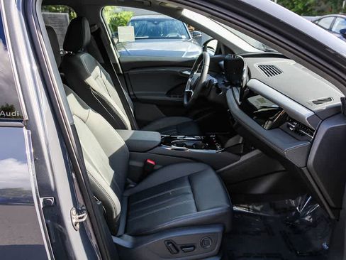 Used 2025 Audi Q6 e-tron Premium w/ Convenience Package AWD/4WD image 17