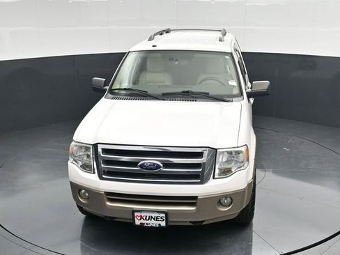 Used 2012 Ford Expedition XLT image 40