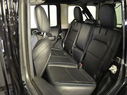Used 2024 Jeep Wrangler High Altitude AWD/4WD image 29