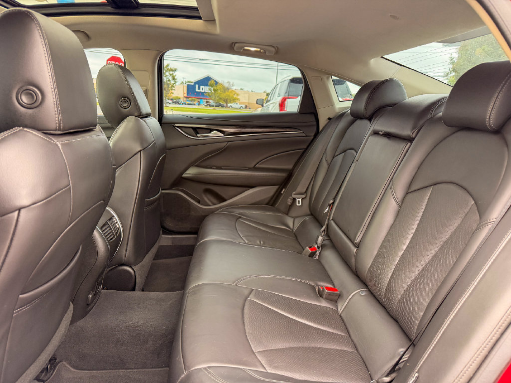 Used 2018 Buick LaCrosse Premium w/ Sun and Shade Package FWD image 18