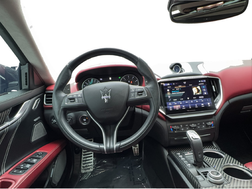 Used 2023 Maserati Ghibli Modena RWD image 41
